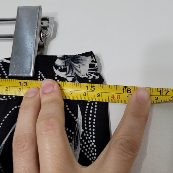 Nygard Collection Vintage Black Floral 90s Skirt Button Front Lightweight Petite - Picture 7 of 9